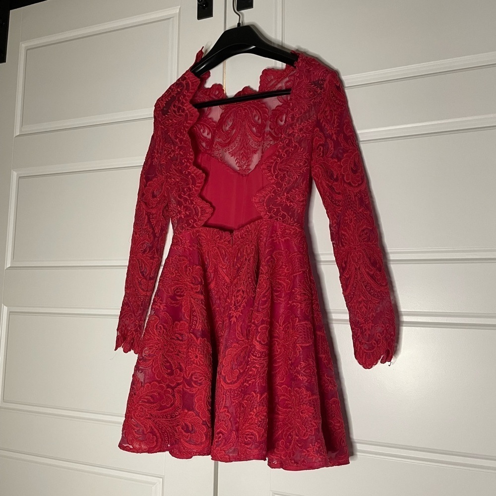 Saylor Red Raspberry Rita Lace A-Line Open Back Dress - Picture 5 of 9